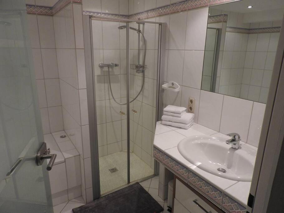 Schoene Gemuetliche Ferienwohnung Mit Fernblick. Nalbach Esterno foto
