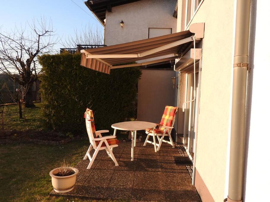 Schoene Gemuetliche Ferienwohnung Mit Fernblick. Nalbach Esterno foto